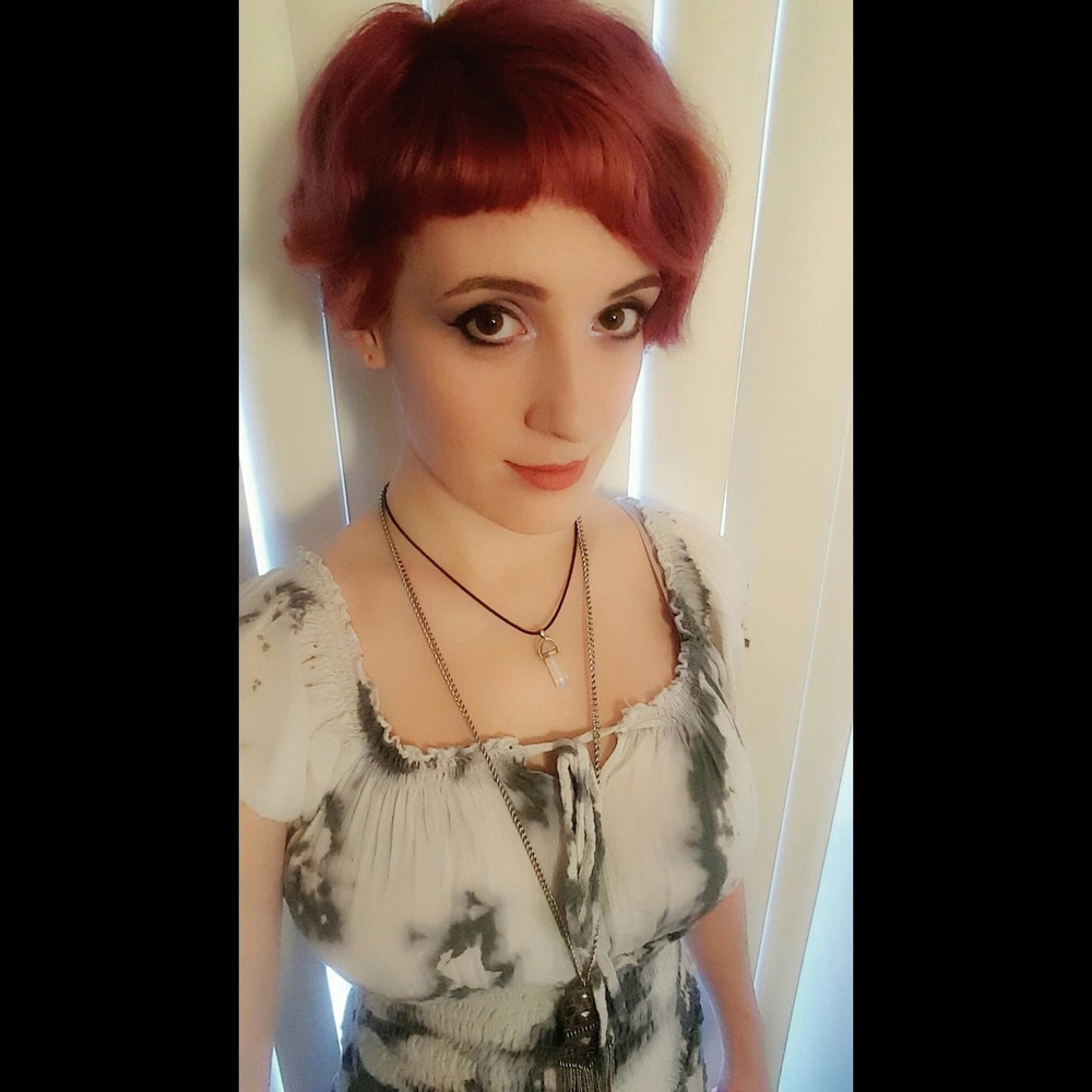 Meet your Posher, Elizabeth